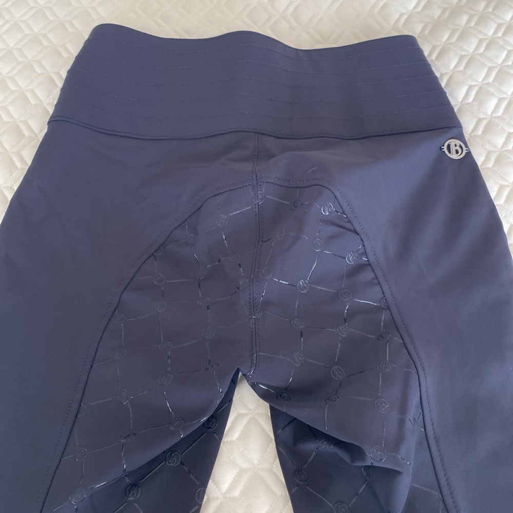 B. Vertigo high waisted compression breeches - Picture 15 of 16